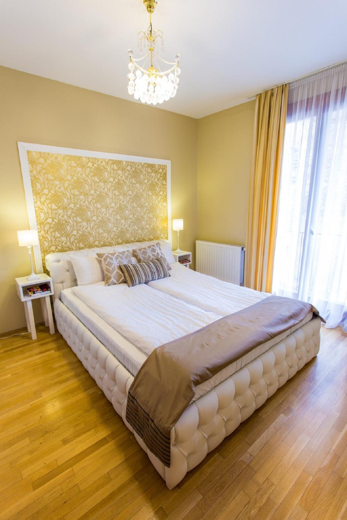 Colours Apartments Superior With Free Parking Budapest Exterior photo