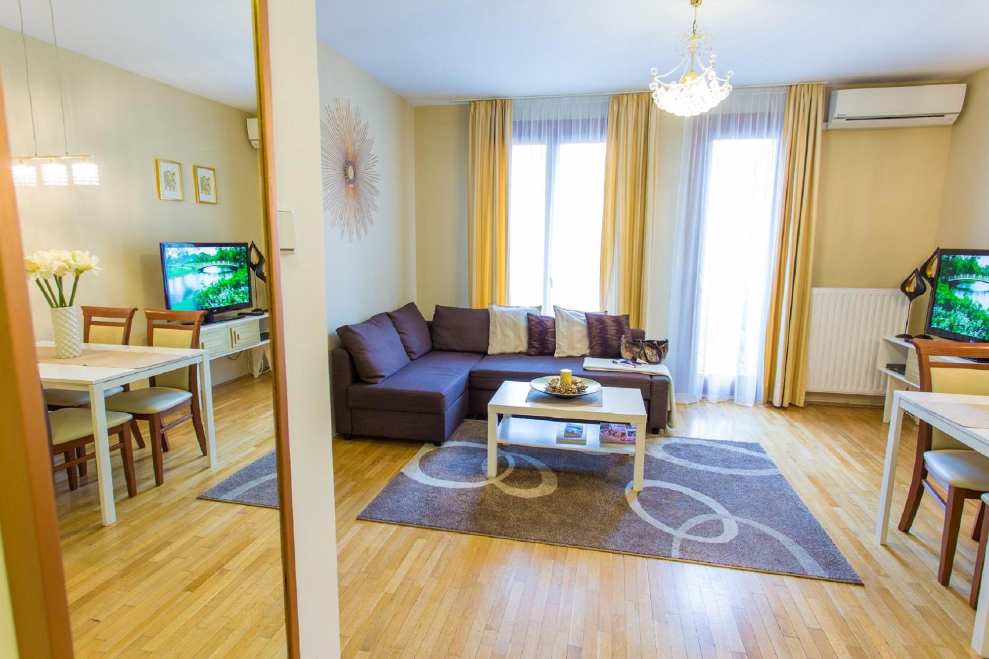 Colours Apartments Superior With Free Parking Budapest Exterior photo